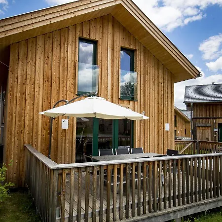 Modern Chalet In Sankt Georgen Ob Murau With Outdoor Jacuzzi