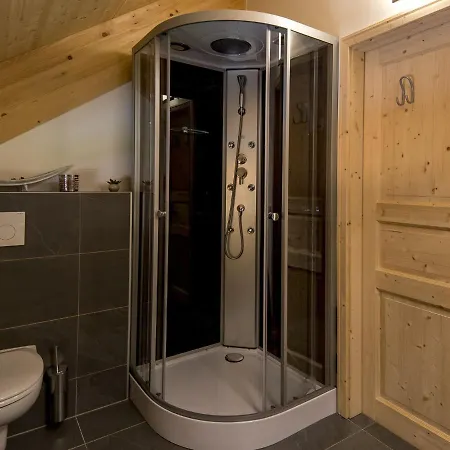 Modern Chalet In Sankt Georgen Ob Murau With Outdoor Jacuzzi 穆劳附近圣洛伦岑